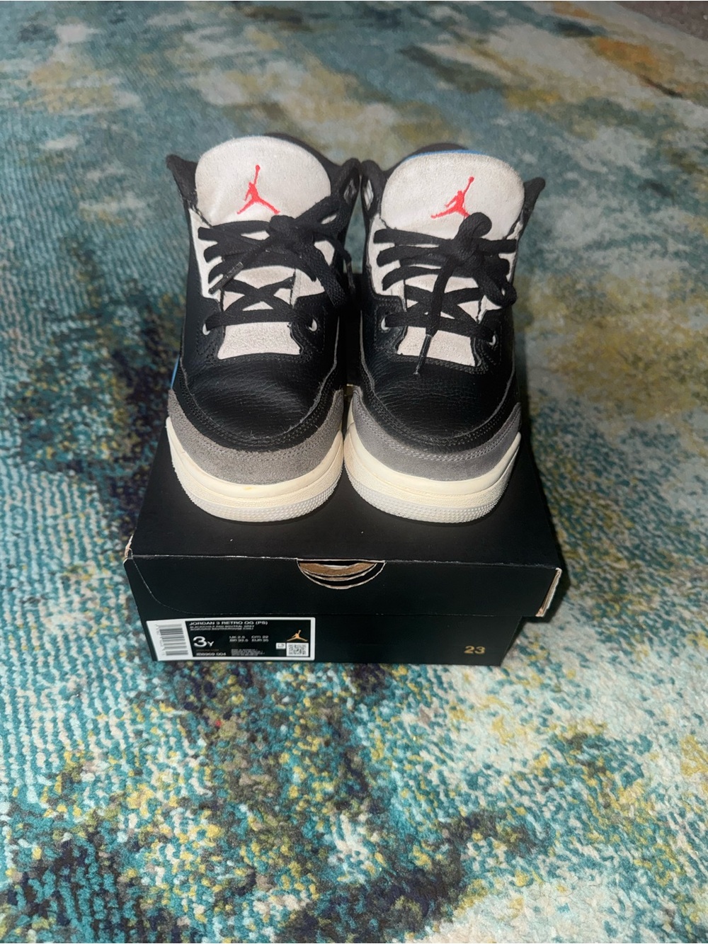 Jordan retro 3Y Black GREY BLUE rare air used  White Jordan Retro Style Sneakers